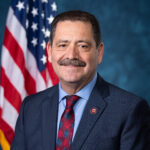 Official congressional portrait of Rep. Jesús "Chuy" García, Democrat of Illinois, in front of an American flag.