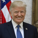 Official 2017 White House portrait of President Donald Trump.