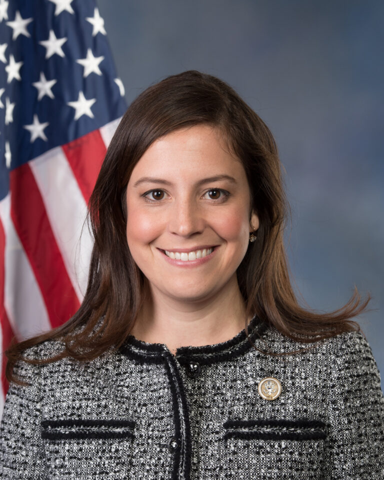 Official congressional portrait of Representative Elise Stefanik of New York